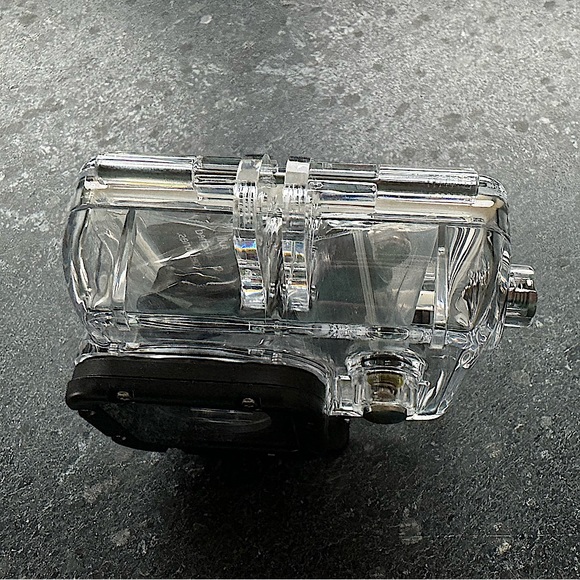 GoPro - Clear Case and Extension Arm - Picture 8 of 9